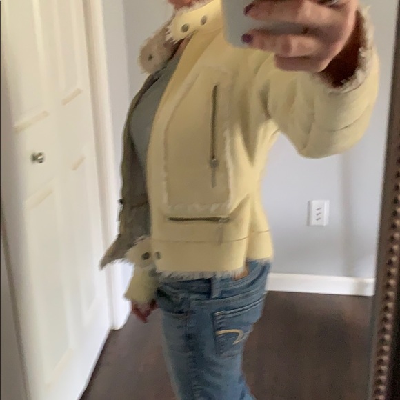 Bebe yellow suede jacket - Picture 8 of 8